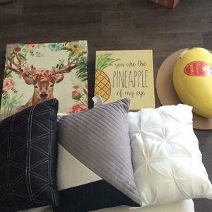 Sets of HOME DECOR